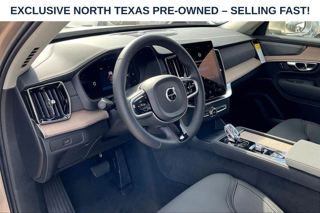 2026 Volvo XC90 B5 Plus