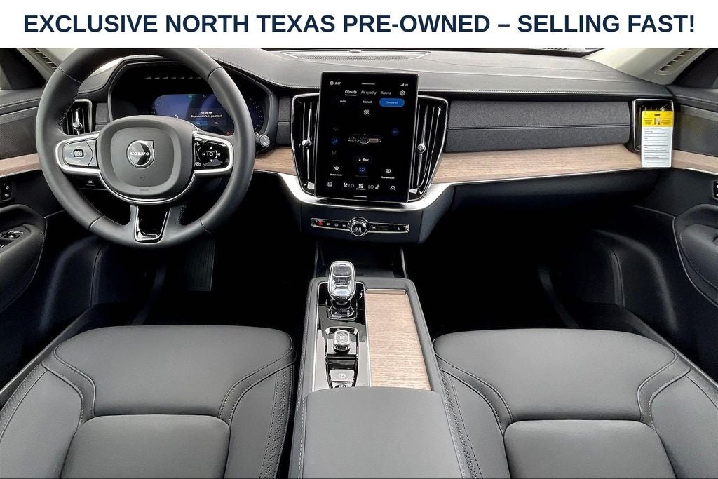 2026 Volvo XC90 B5 Plus