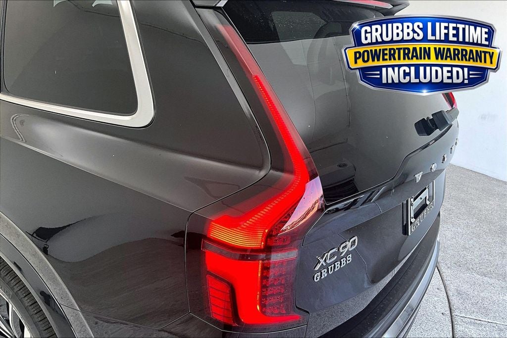 2026 Volvo XC90 B5 Plus