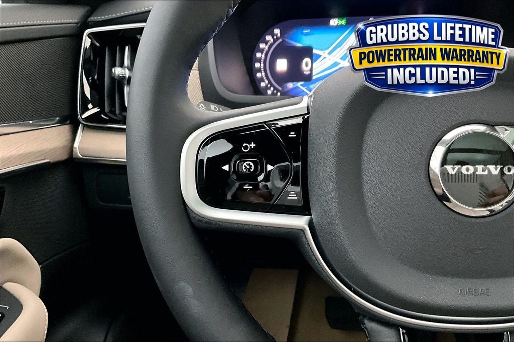 2026 Volvo XC90 B5 Plus