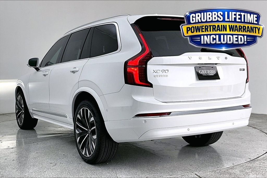 2026 Volvo XC90 B5 Plus