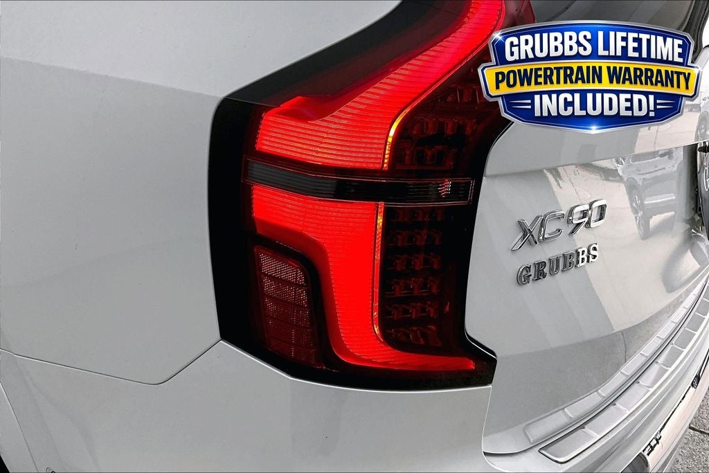 2026 Volvo XC90 B5 Plus