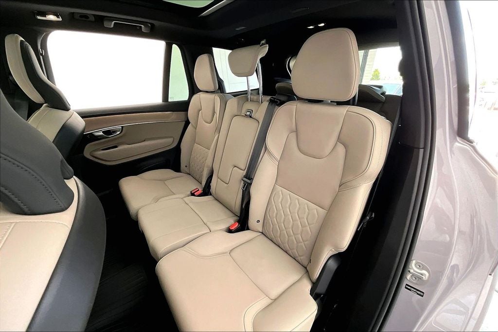 2026 Volvo XC90 B5 Plus AWD