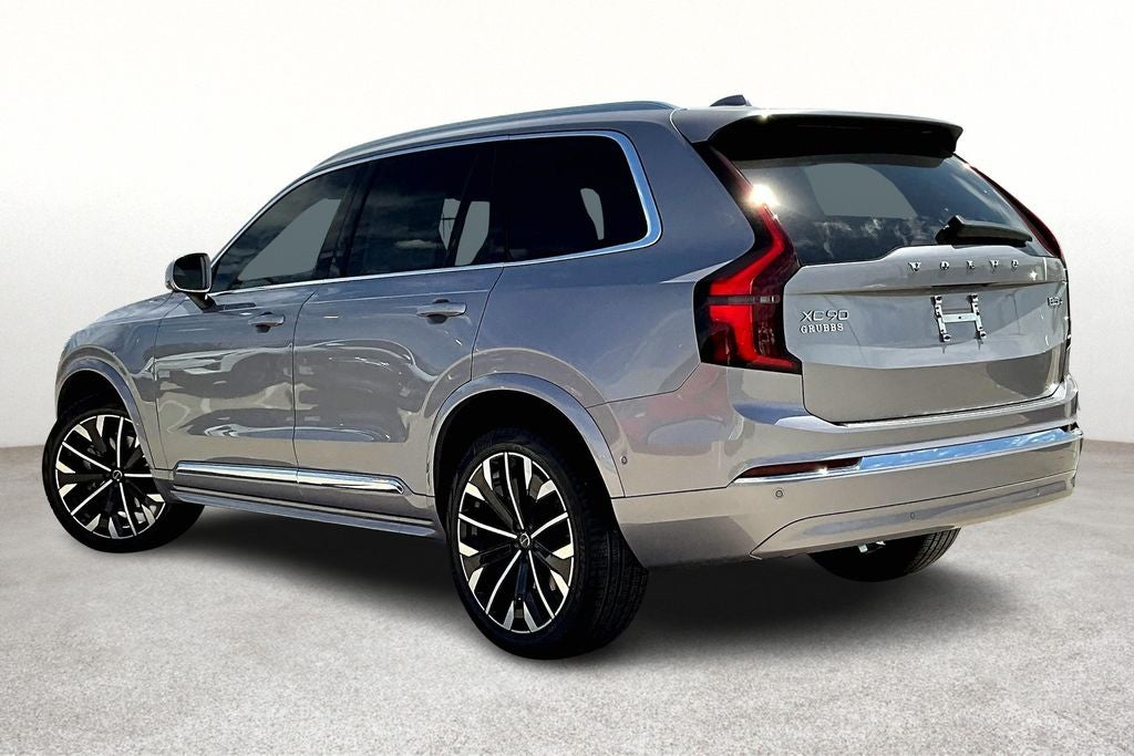 2026 Volvo XC90 B5 Plus