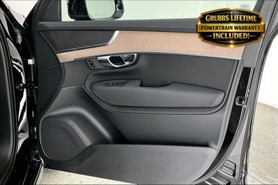 2026 Volvo XC90 B5 Plus