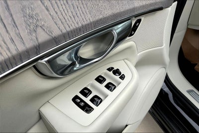 2026 Volvo XC90 B5 Ultra 7-Seater