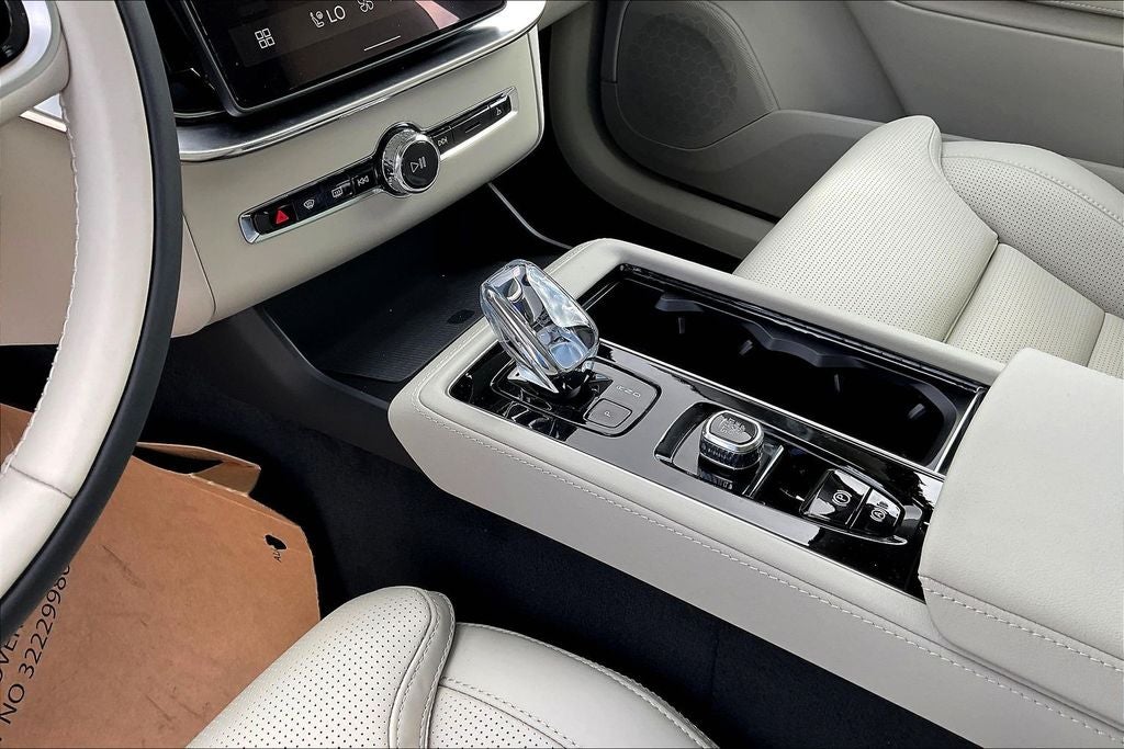 2026 Volvo XC90 B5 Ultra 7-Seater