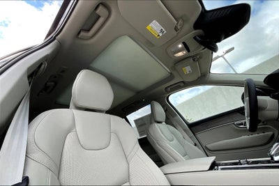 2026 Volvo XC90 B5 Ultra 7-Seater