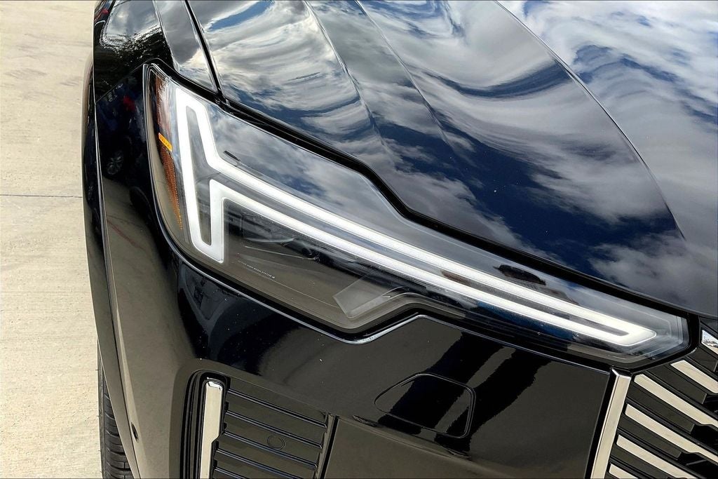 2026 Volvo XC90 B5 Ultra 7-Seater