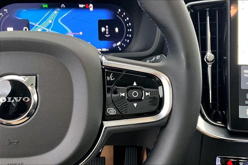 2026 Volvo XC90 B5 Core