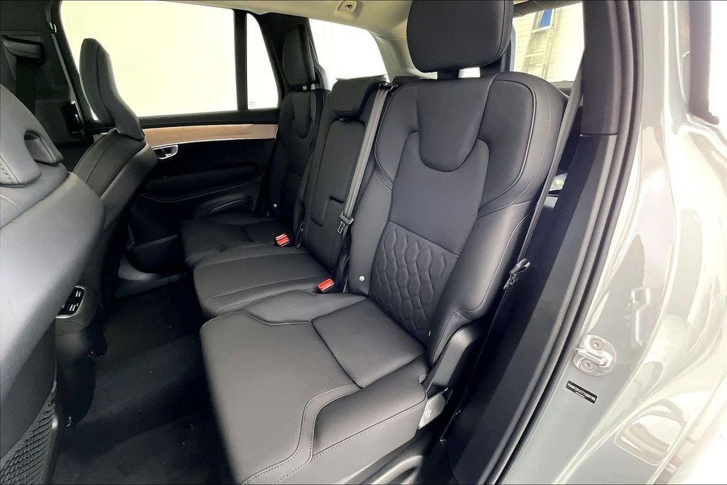 2026 Volvo XC90 B5 Core
