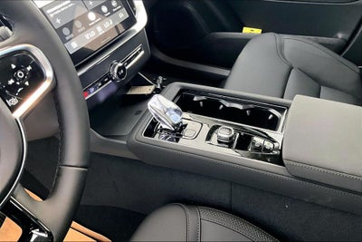 2026 Volvo XC90 B5 Core