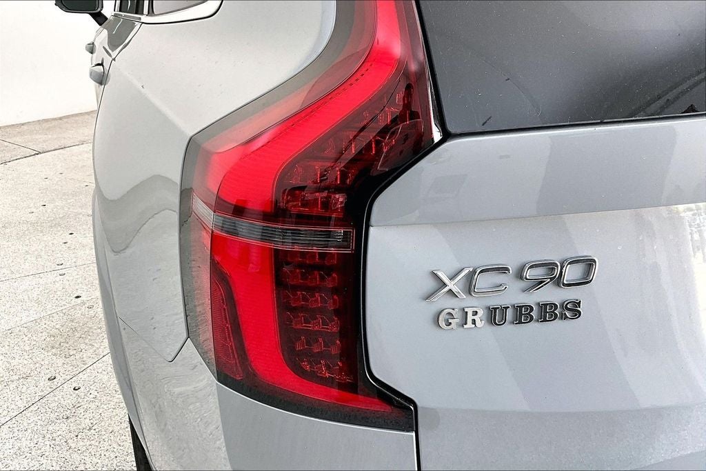2026 Volvo XC90 B5 Core