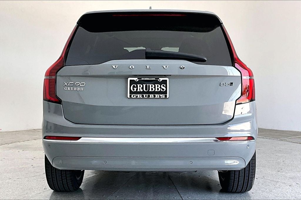 2026 Volvo XC90 B5 Core