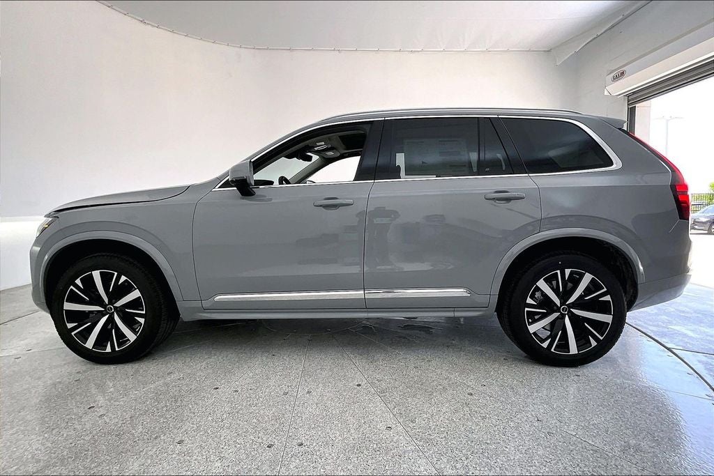 2026 Volvo XC90 B5 Core