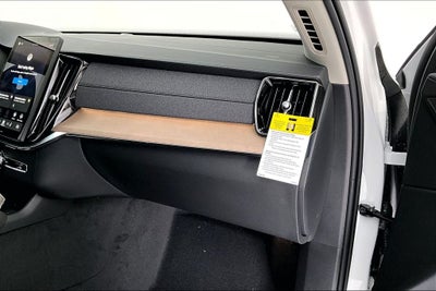 2026 Volvo XC90 B5 Core