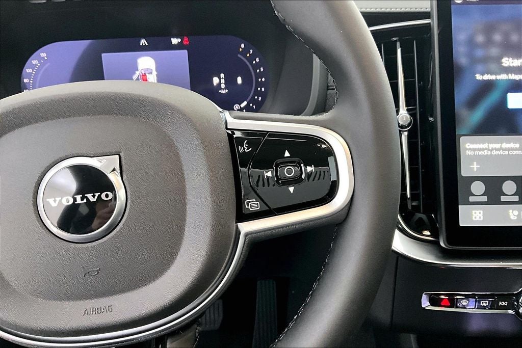 2026 Volvo XC90 B5 Core