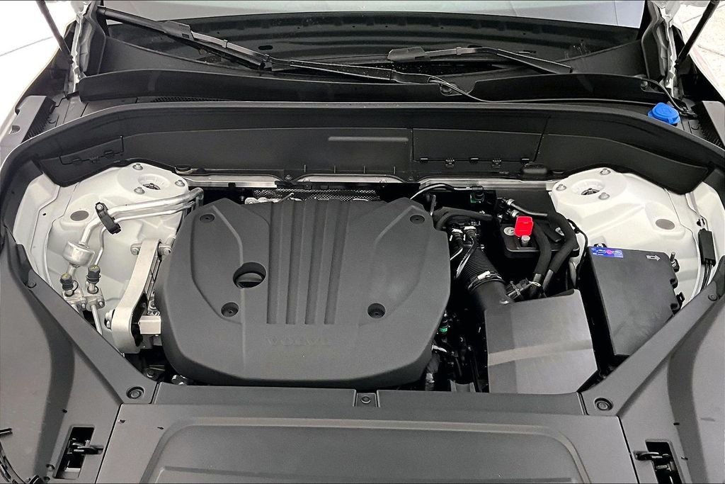 2026 Volvo XC90 B5 Core