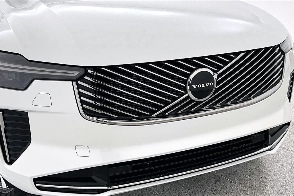 2026 Volvo XC90 B5 Core