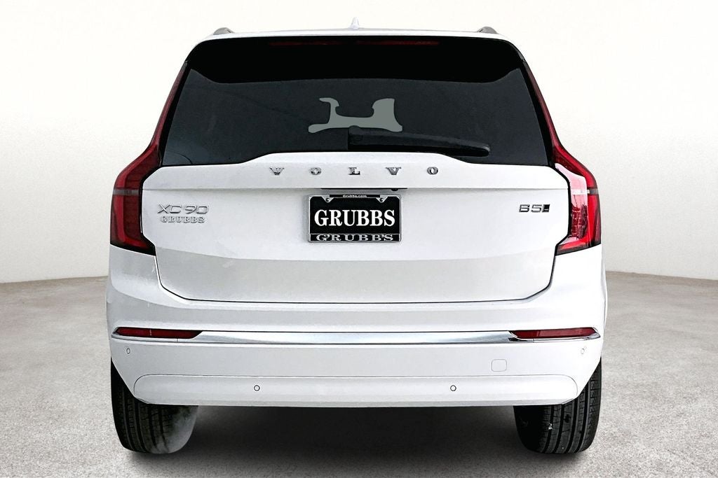2026 Volvo XC90 B5 Core
