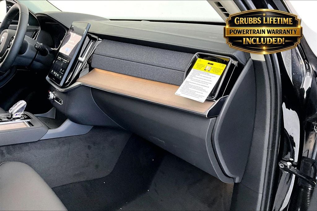 2026 Volvo XC90 B5 Core