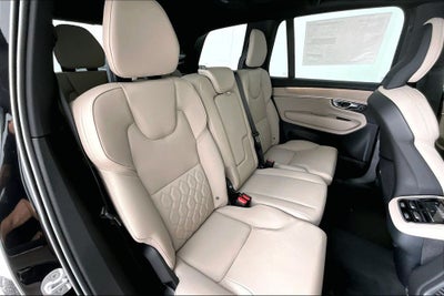 2026 Volvo XC90 B5 Core