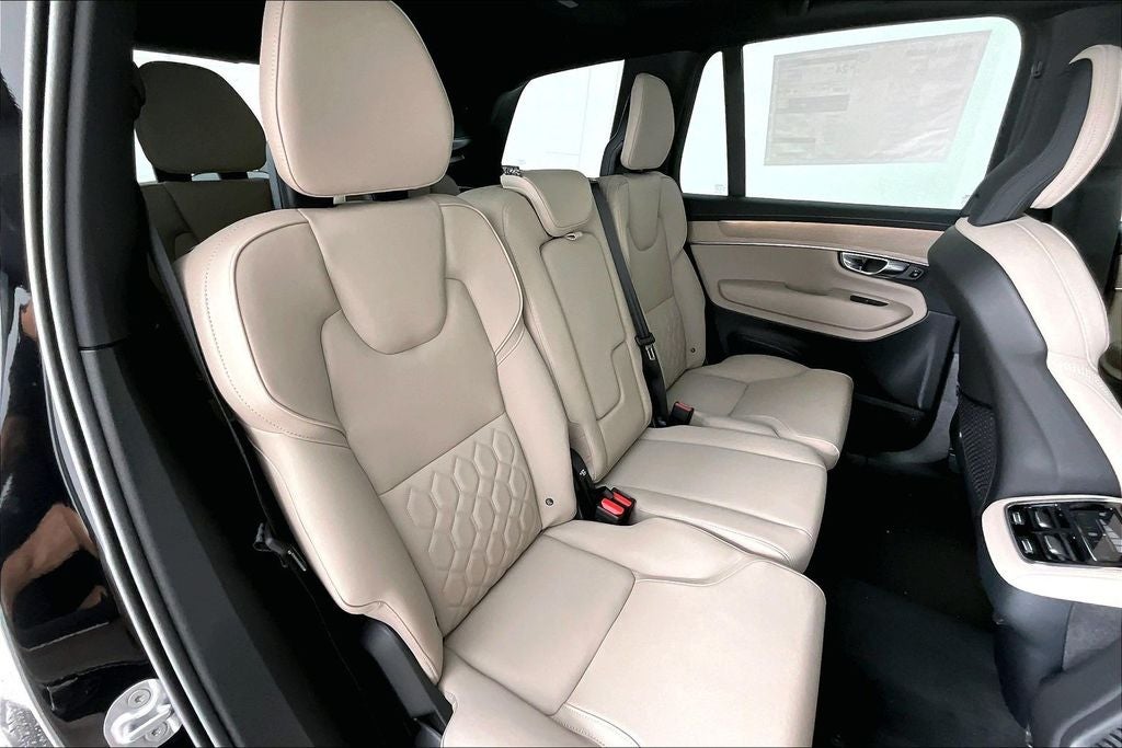 2026 Volvo XC90 B5 Core