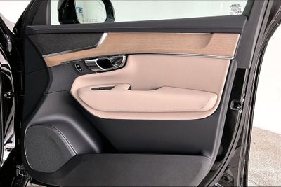 2026 Volvo XC90 B5 Core