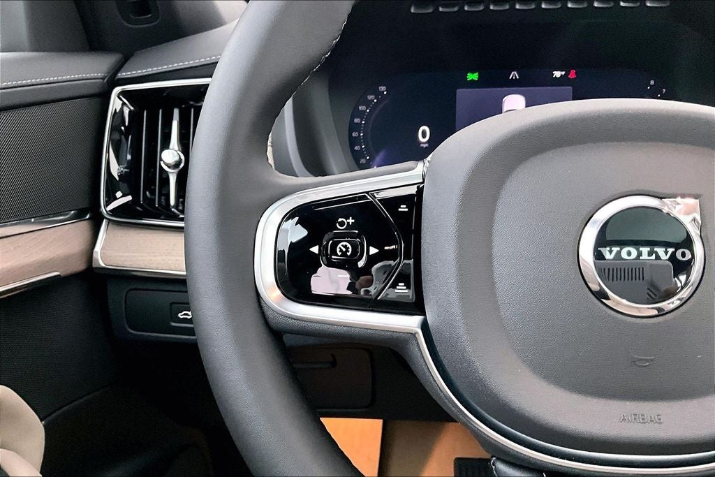 2026 Volvo XC90 B5 Core