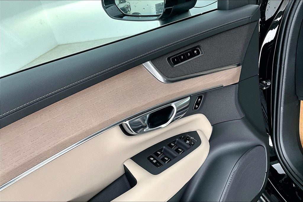 2026 Volvo XC90 B5 Core