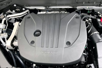 2026 Volvo XC90 B5 Core