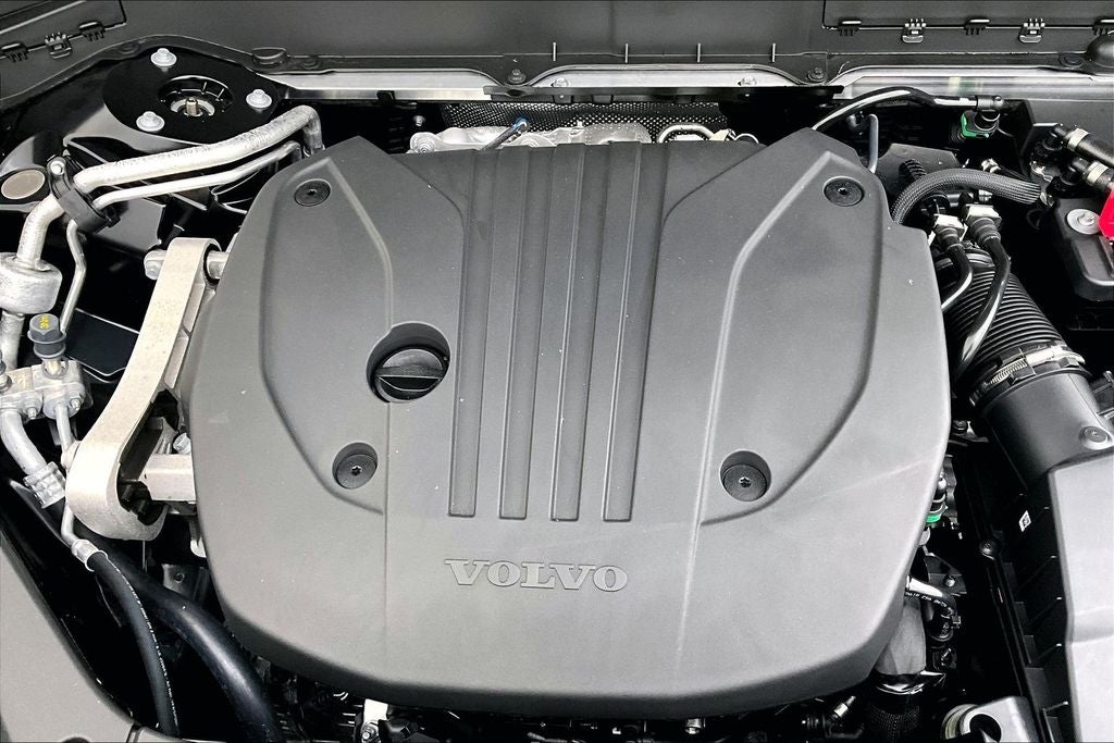2026 Volvo XC90 B5 Core
