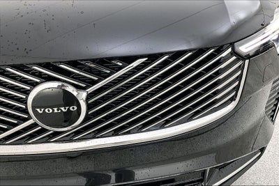 2026 Volvo XC90 B5 Core