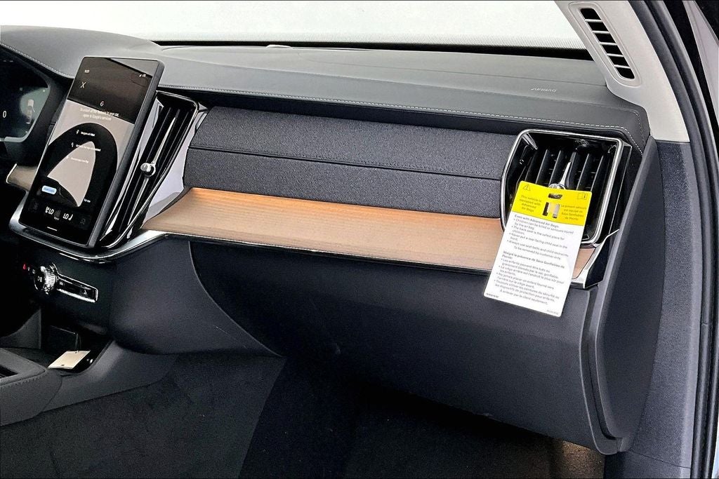 2026 Volvo XC90 B5 Core