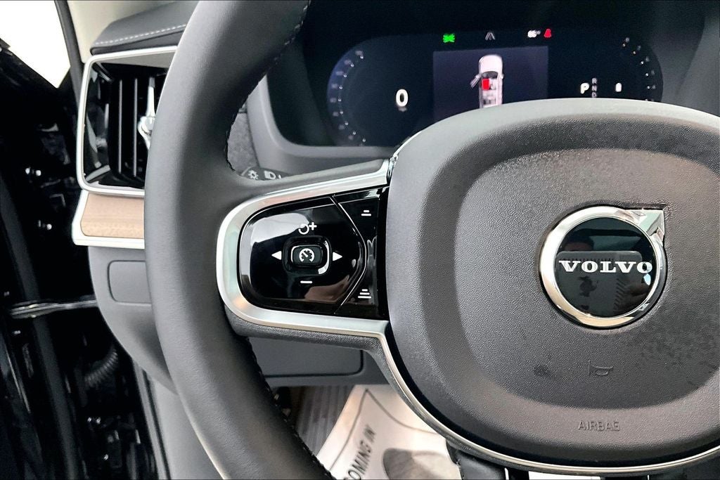 2026 Volvo XC90 B5 Core