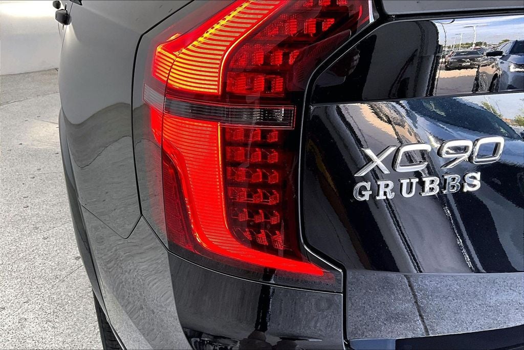 2026 Volvo XC90 B5 Core