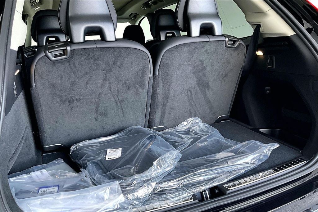 2026 Volvo XC90 B5 Core