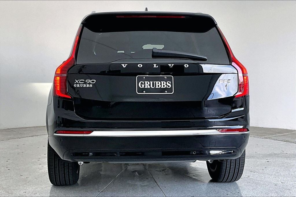 2026 Volvo XC90 B5 Core