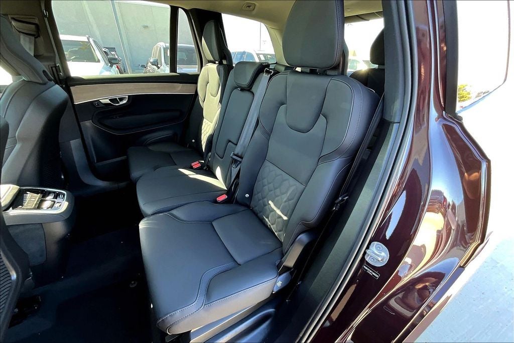 2026 Volvo XC90 B5 Core