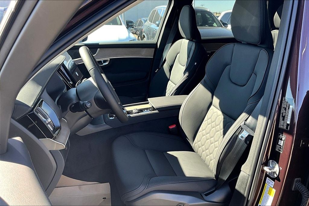 2026 Volvo XC90 B5 Core