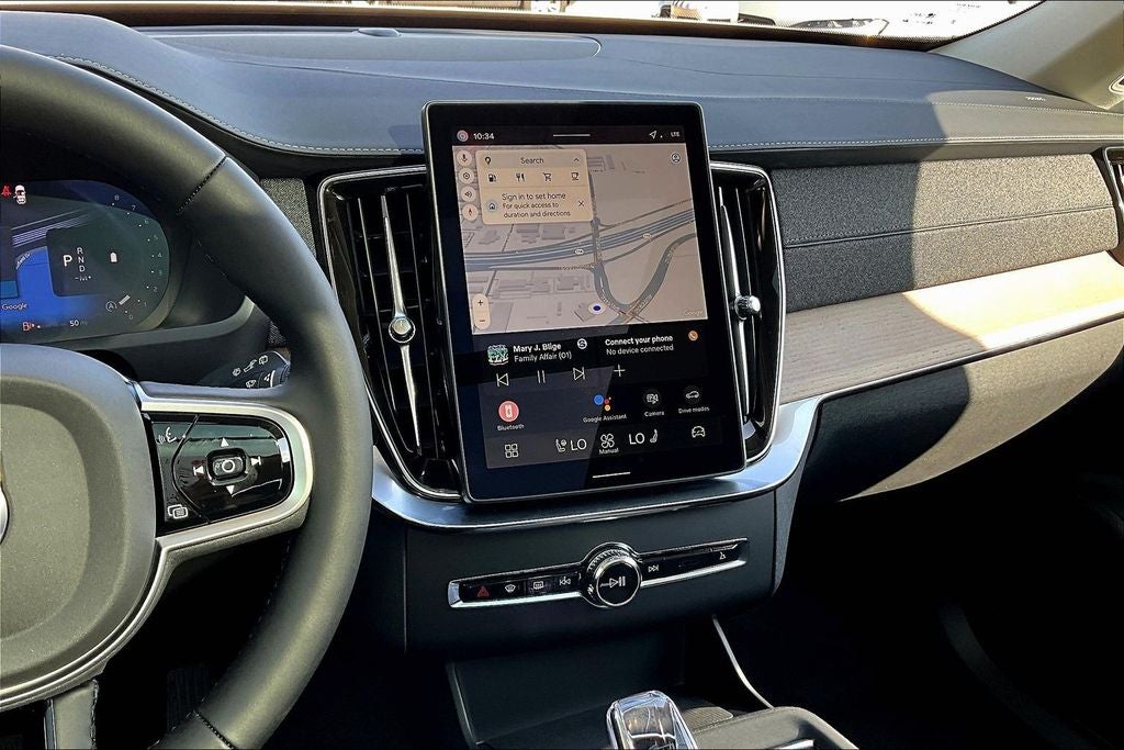 2026 Volvo XC90 B5 Core