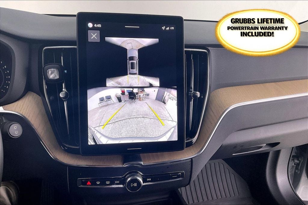 2026 Volvo XC60 B5 Plus