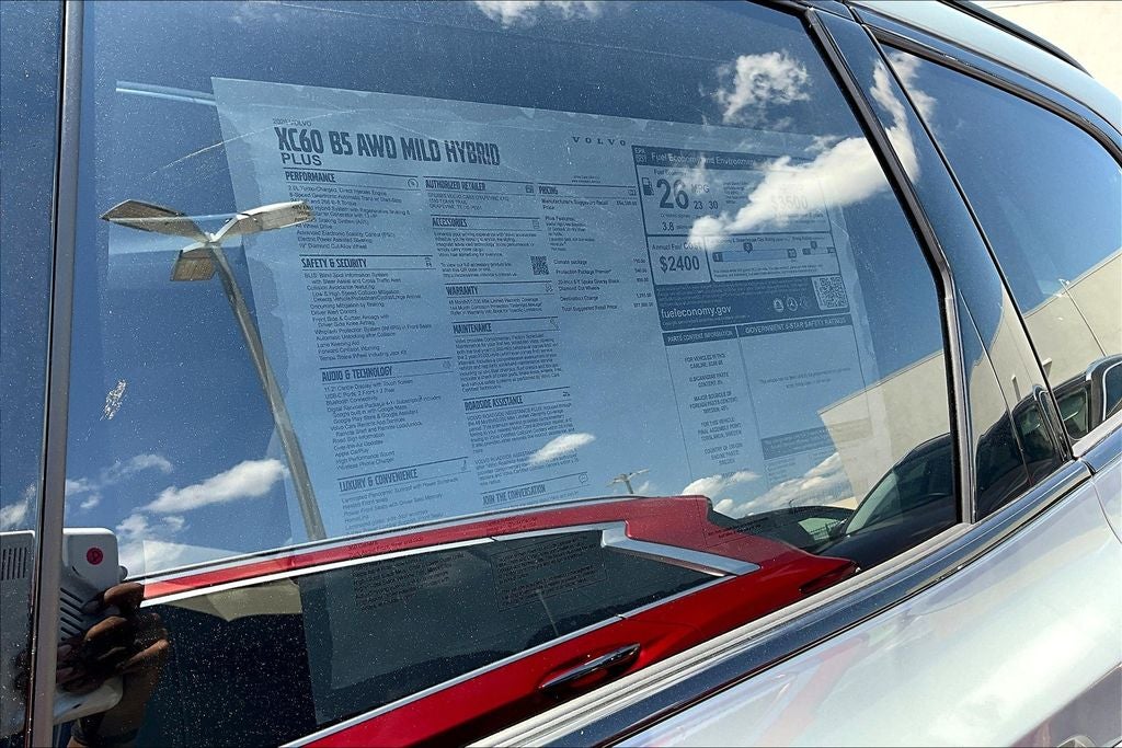 2026 Volvo XC60 B5 Plus