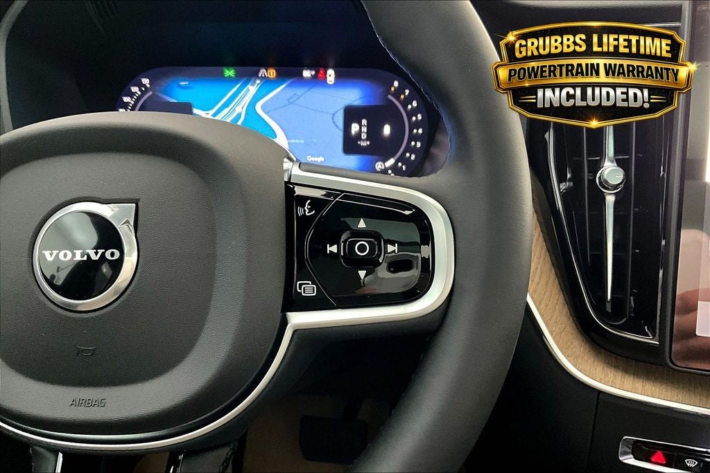 2026 Volvo XC60 B5 Plus