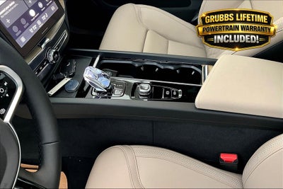 2026 Volvo XC60 B5 Plus