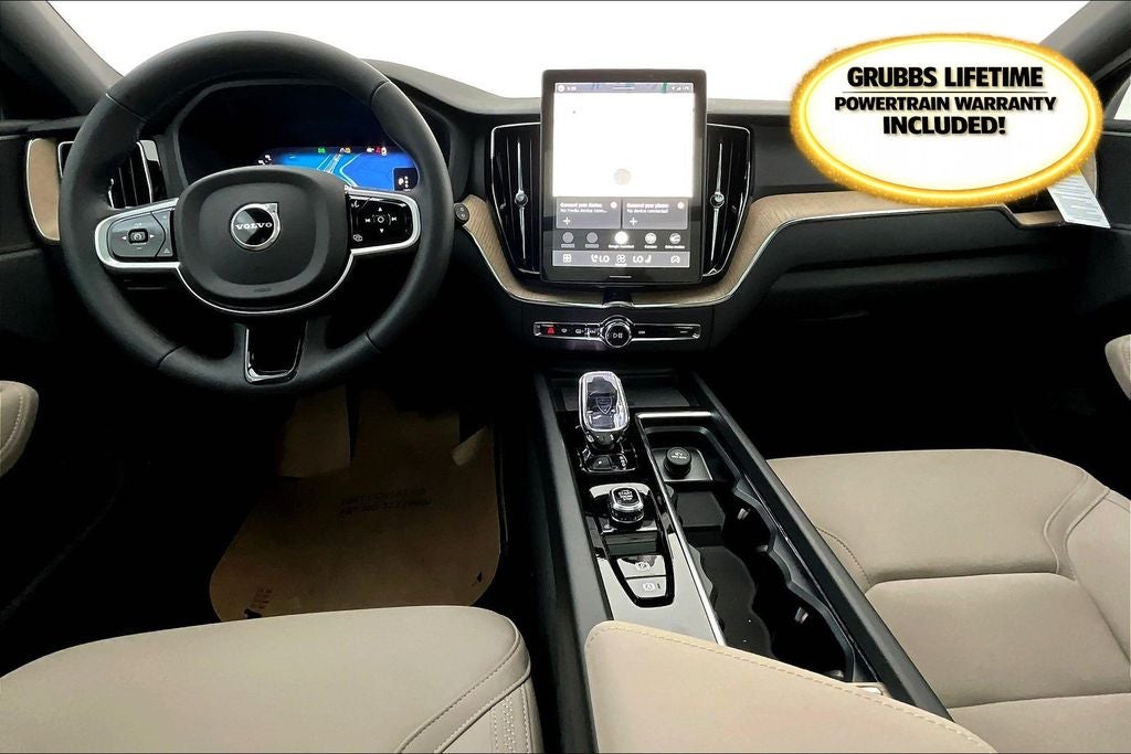 2026 Volvo XC60 B5 Plus