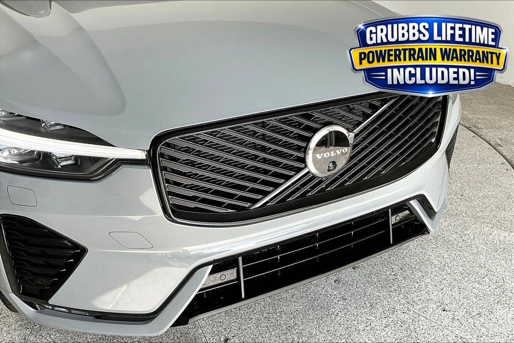 2026 Volvo XC60 B5 Plus