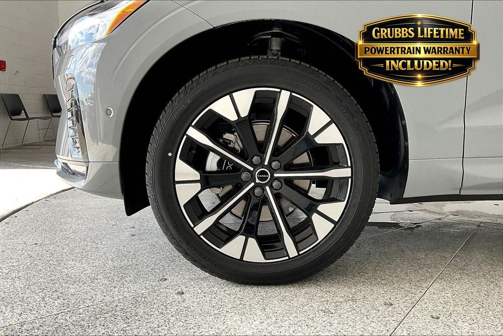 2026 Volvo XC60 B5 Plus