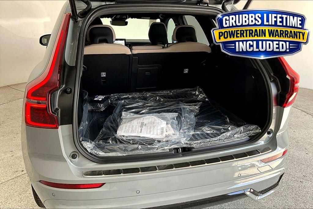 2026 Volvo XC60 B5 Plus