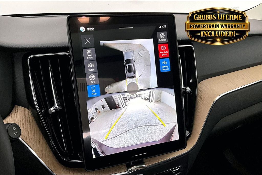 2026 Volvo XC60 B5 Plus